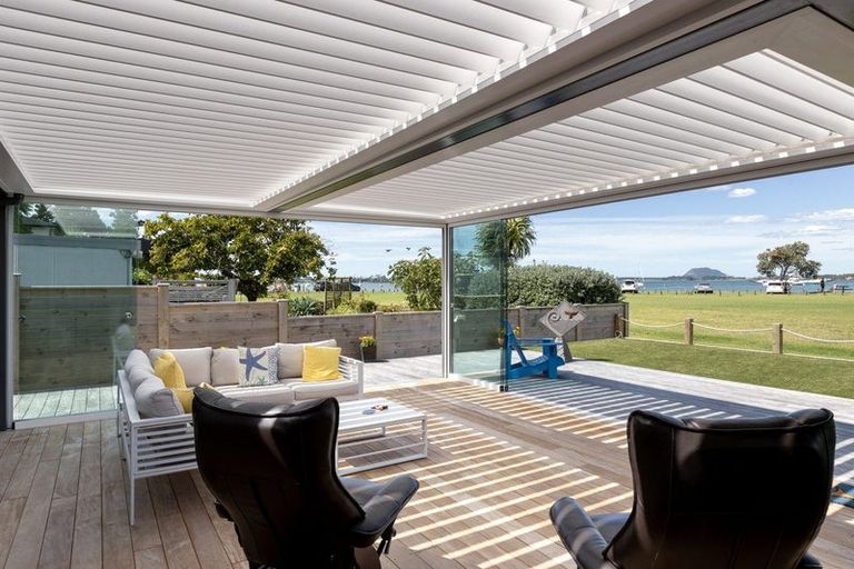 Photo of property in 26 Harbour View Road, Omokoroa, 3114