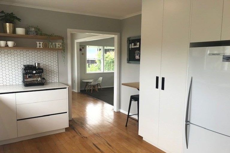 Photo of property in 6 Willoughby Avenue, Howick, Auckland, 2014