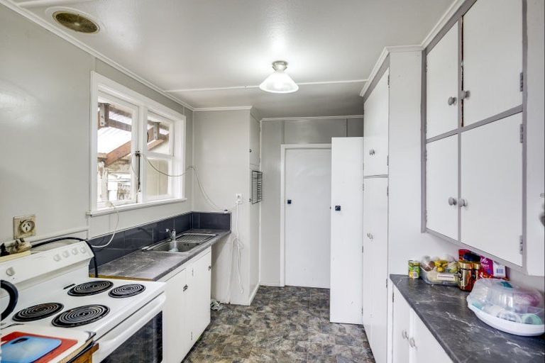 Photo of property in 1103 Jellicoe Street, Mayfair, Hastings, 4122