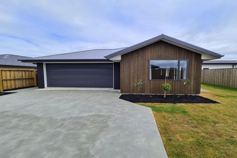 Photo of property in 8 Wigmore Crescent, Rolleston, 7615