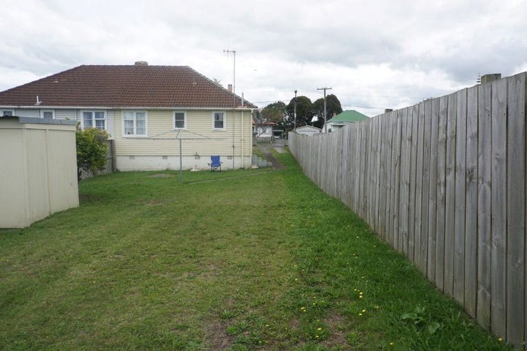 Photo of property in 134 Hakanoa Street, Huntly, 3700