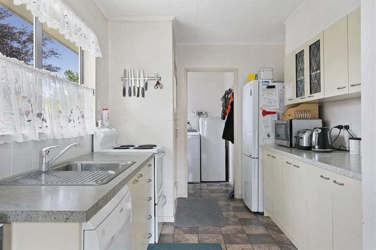 Photo of property in 135 Taupo View Road, Taupo, 3330