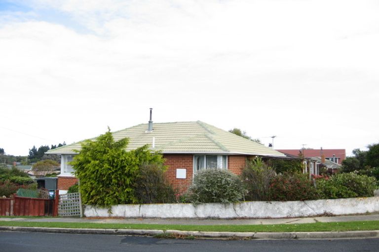 Photo of property in 2 Valiant Road, Waldronville, Dunedin, 9018