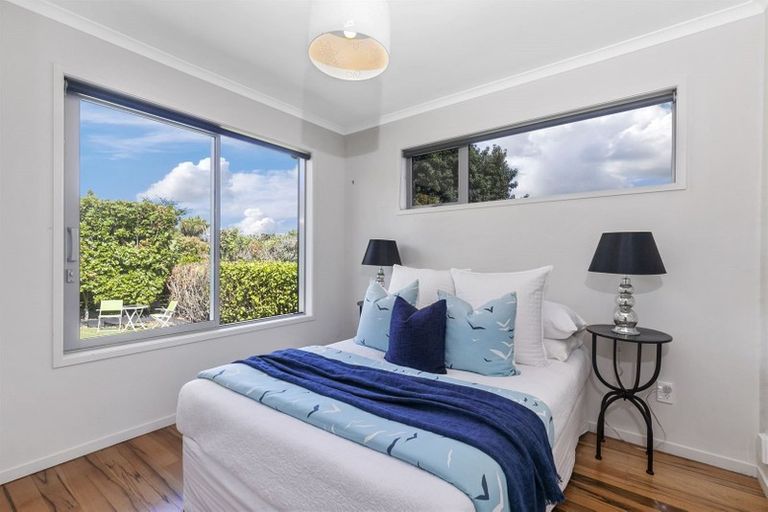 Photo of property in 2/12 Beatrice Avenue, Hillcrest, Auckland, 0627