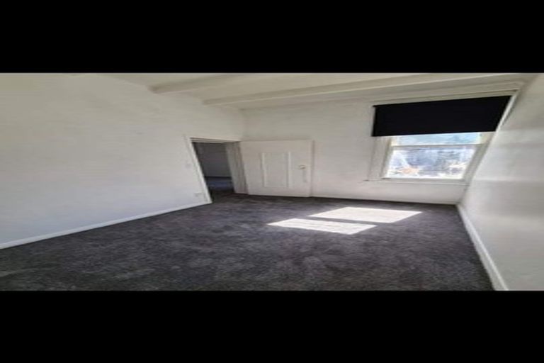 Photo of property in 80 Shakespeare Road, Bluff Hill, Napier, 4110