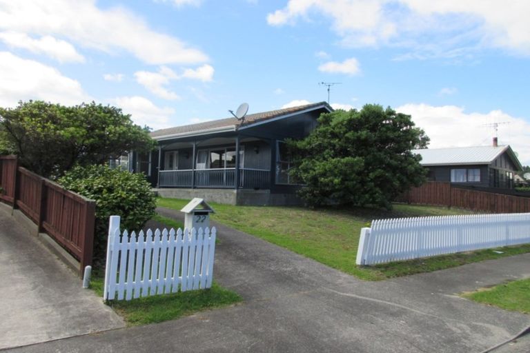Photo of property in 22 Simcox Street, Otaki Beach, Otaki, 5512