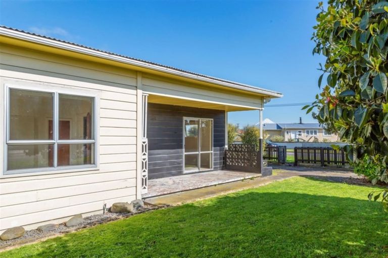 Photo of property in 371 Waihi Road, Normanby, Hawera, 4614