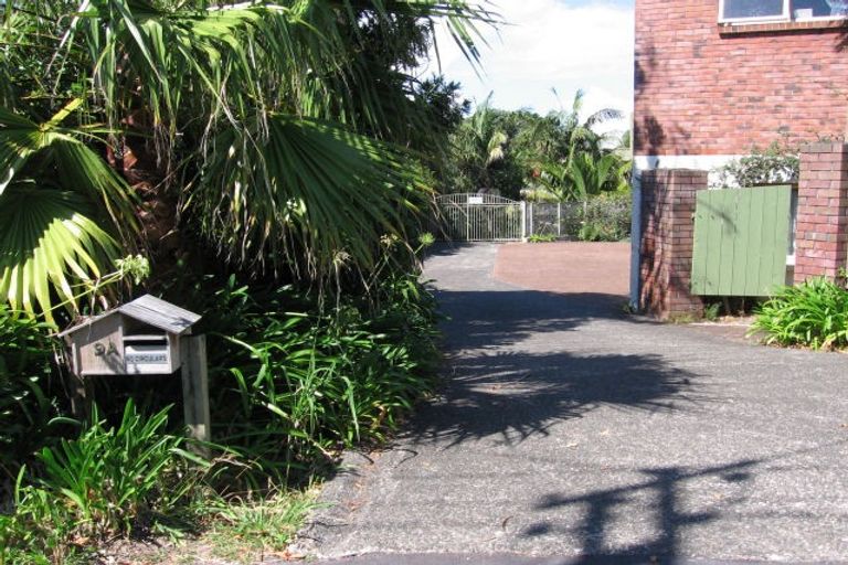 Photo of property in 2/9 Auld Street, Torbay, Auckland, 0630