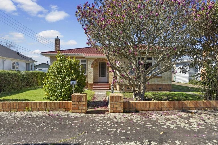 Photo of property in 16 Bell Street, Hamilton East, Hamilton, 3216