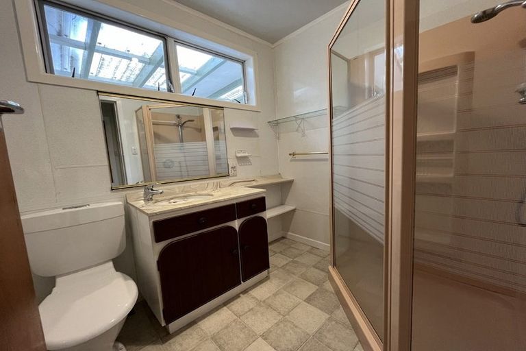 Photo of property in 43 Dorset Avenue, Westown, New Plymouth, 4310