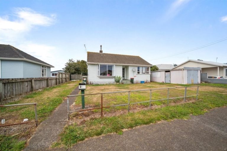 Photo of property in 81 Fairfield Road, Hawera, 4610