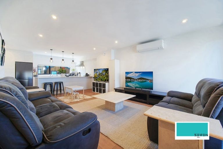 Photo of property in 71 Ninth View Avenue, Beachlands, Auckland, 2018