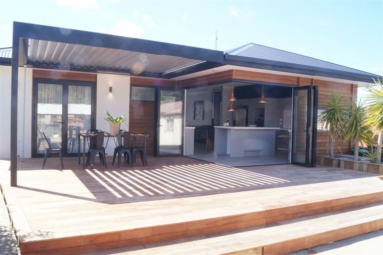 Photo of property in 12 Mcintyre Street, Shirley, Christchurch, 8013