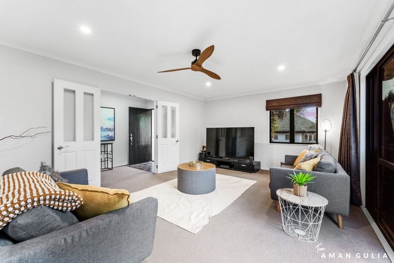 Photo of property in 135 Greenhithe Road, Greenhithe, Auckland, 0632