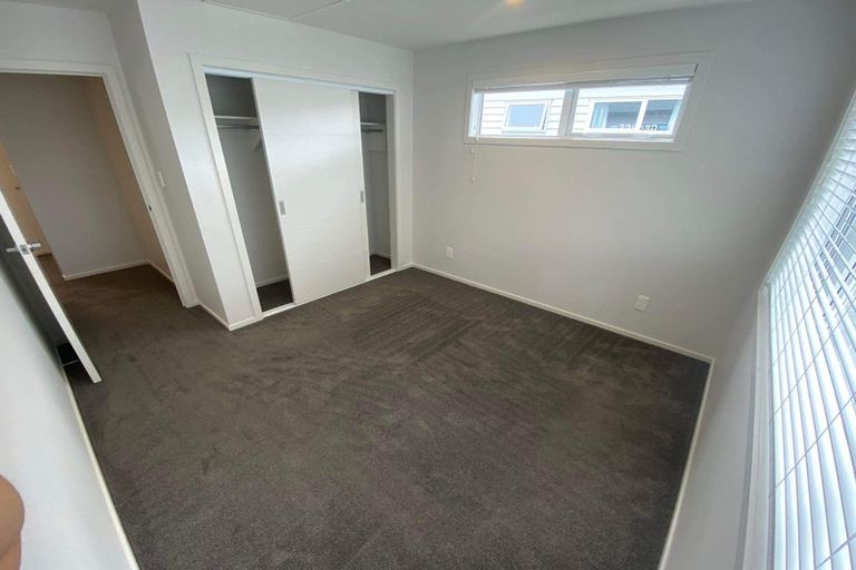 Photo of property in 28 Pateke Drive, Kenepuru, Porirua, 5022