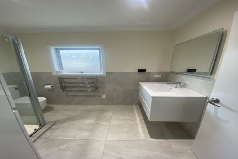 Photo of property in 1126a Heaphy Terrace, Fairfield, Hamilton, 3214