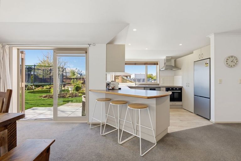 Photo of property in 33 Panckhurst Drive, Woodend, 7610