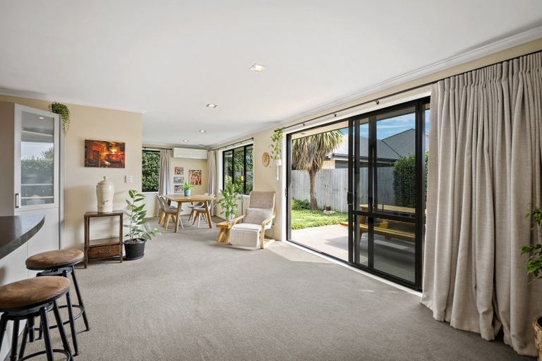 Photo of property in 28 Merrilees Place, Linwood, Christchurch, 8062