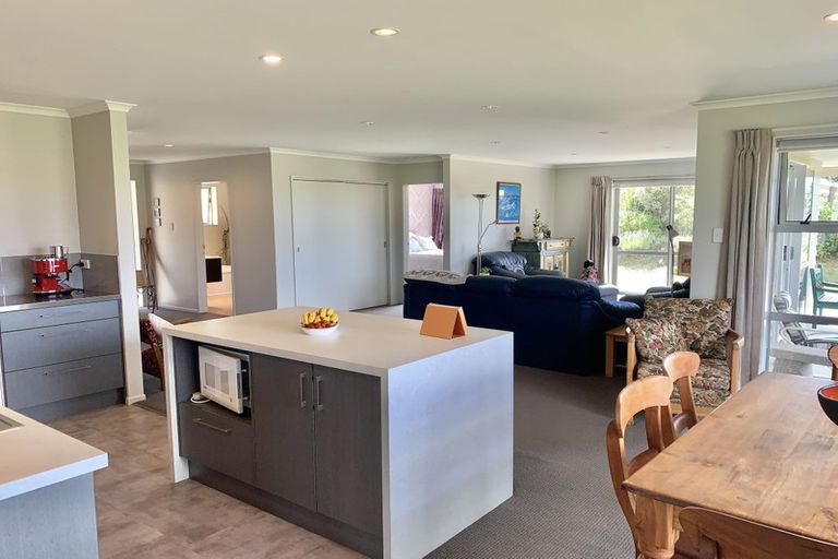 Photo of property in 41 Paul Faith Lane, Te Horo, Otaki, 5581