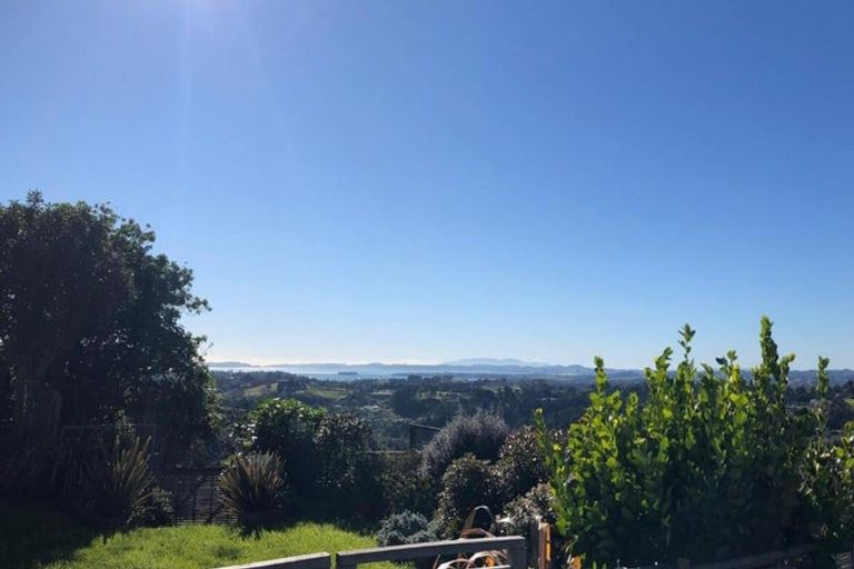 Photo of property in 22 Caldwells Road, East Tamaki Heights, Auckland, 2016