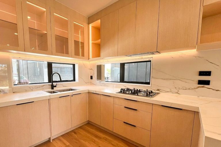 Photo of property in 4b Tainui Terrace, Mangere Bridge, Auckland, 2022