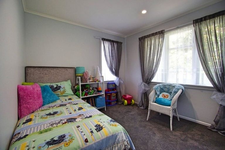 Photo of property in 1/33 Cosgrave Road, Papakura, 2110