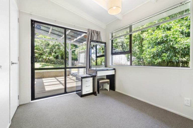 Photo of property in 19 Chrisarda Place, Red Hill, Papakura, 2110
