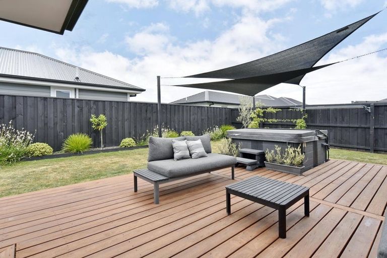 Photo of property in 65 Macphail Avenue, Rangiora, 7400