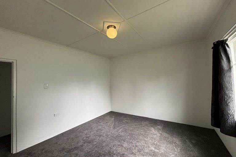 Photo of property in 33 Burns Street, Tawhero, Whanganui, 4501