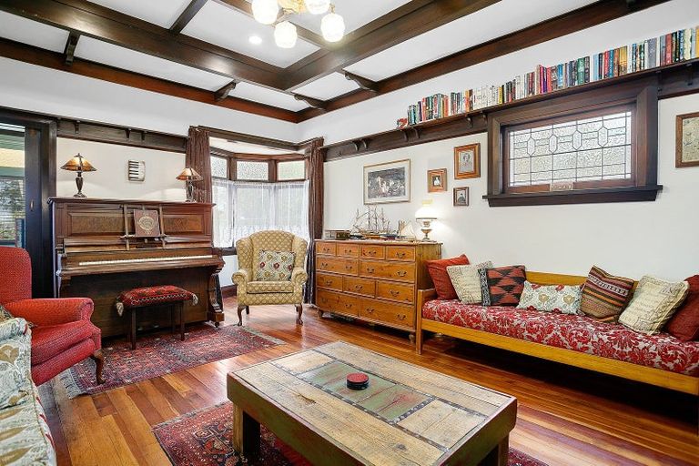 Photo of property in 169 Victoria Street, Cambridge, 3434