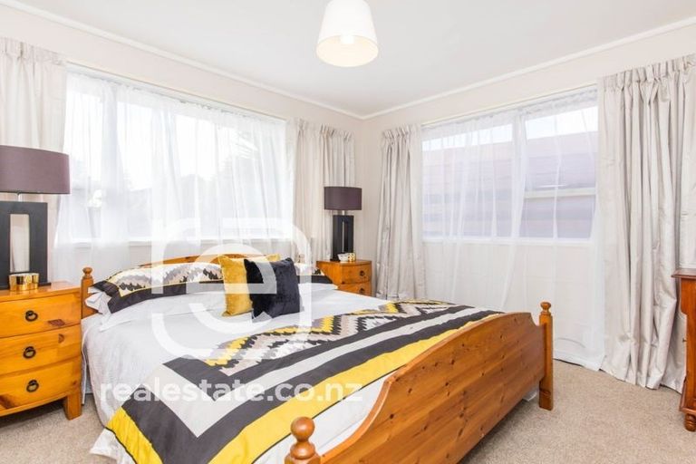 Photo of property in 44 Cardiff Road, Pakuranga, Auckland, 2010