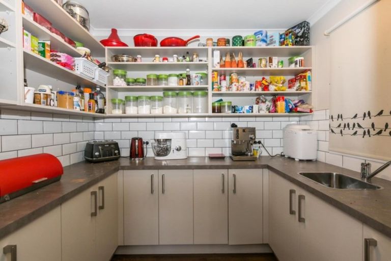 Photo of property in 3 Matapiro Road, Crownthorpe, Hastings, 4179