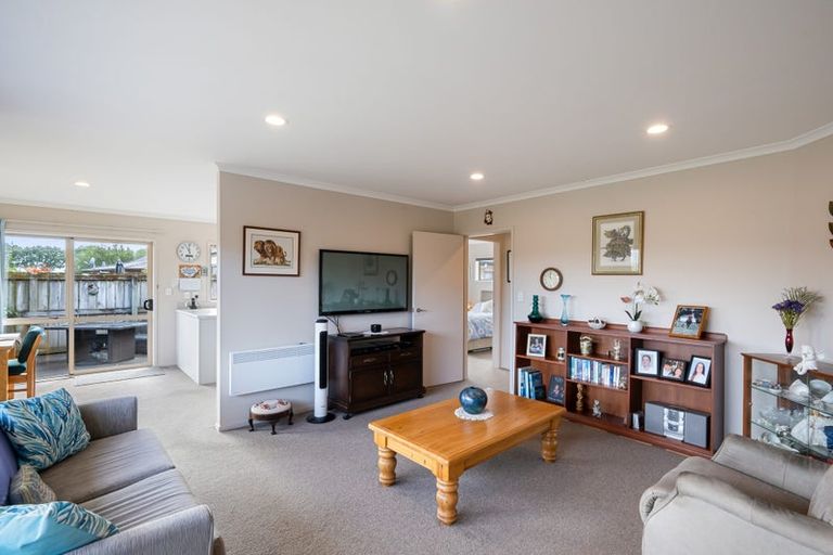 Photo of property in 41/91v Mako Mako Road, Levin, 5510