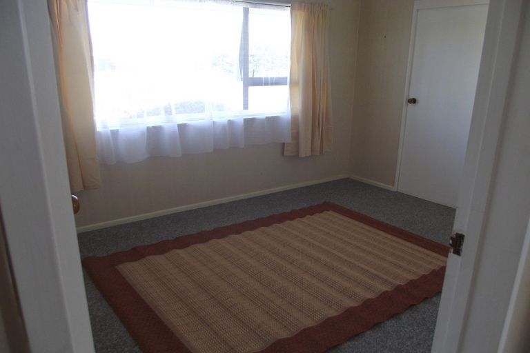 Photo of property in 2b Costley Street, Carterton, 5713