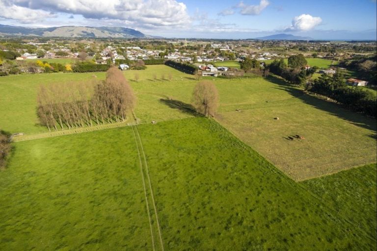 Photo of property in State Highway 1, Otaki, 5512