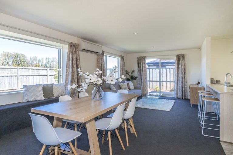 Photo of property in 1 Parklea Avenue, Halswell, Christchurch, 8025