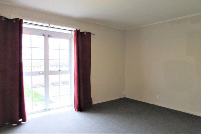 Photo of property in 65 Clouston Park Road, Clouston Park, Upper Hutt, 5018