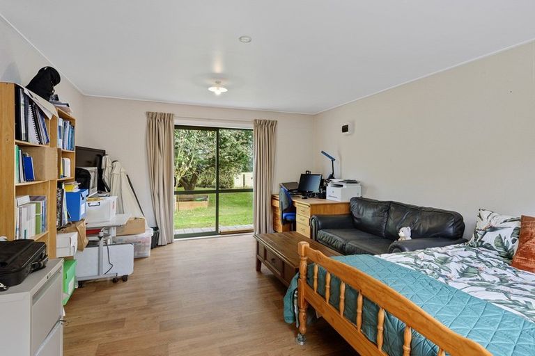 Photo of property in 229 Hacketts Road, Darfield, 7571