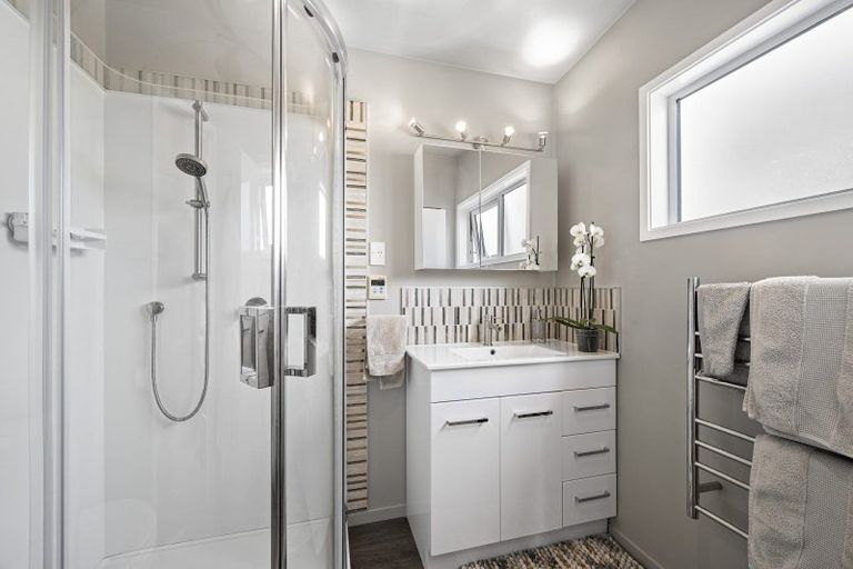 Photo of property in 21 Nether Green Crescent, Johnsonville, Wellington, 6037