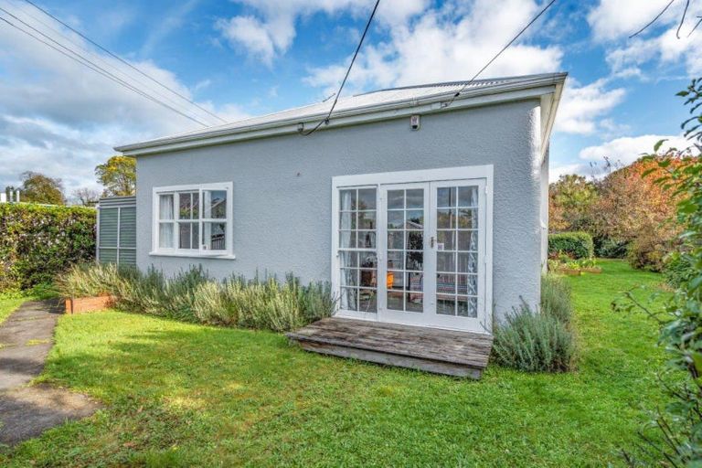 Photo of property in 223 High Street North, Carterton, 5713