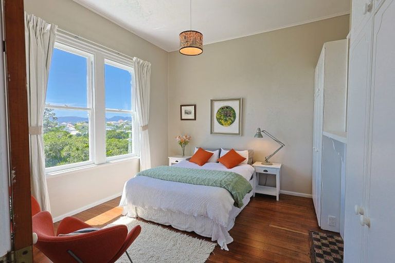 Photo of property in 53 Todman Street, Brooklyn, Wellington, 6021