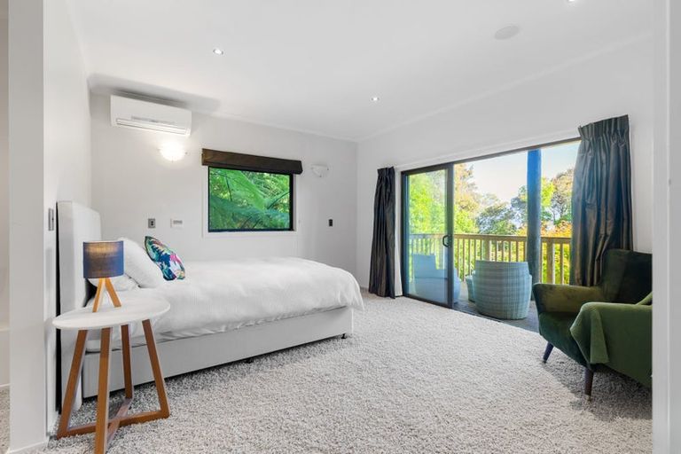 Photo of property in 3 Whakamoenga Point, Acacia Bay, Taupo, 3385