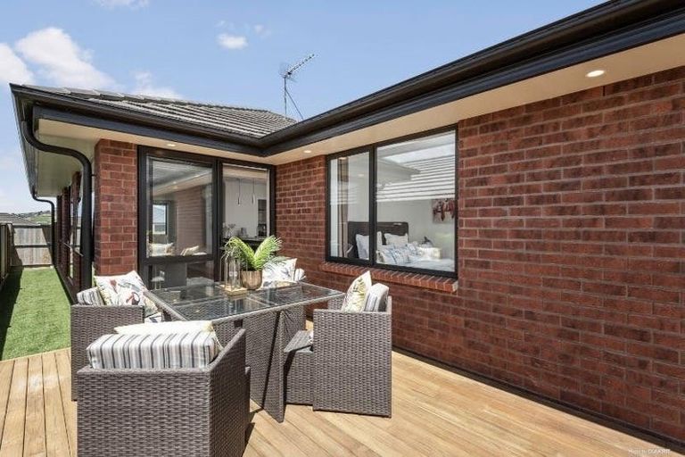 Photo of property in 12 Huamanu Street, Pukekohe, 2120