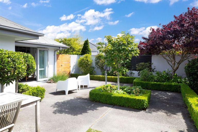 Photo of property in 70a Jeffreys Road, Fendalton, Christchurch, 8052