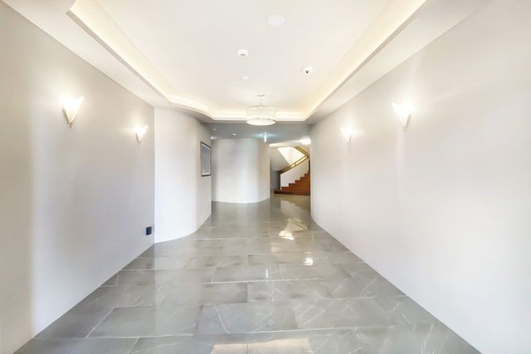 Photo of property in 101/3 Roxburgh Street, Mount Victoria, Wellington, 6011