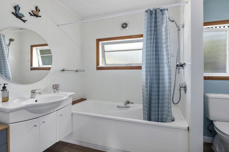 Photo of property in 35 Thompson Terrace, Toi Toi, Nelson, 7010