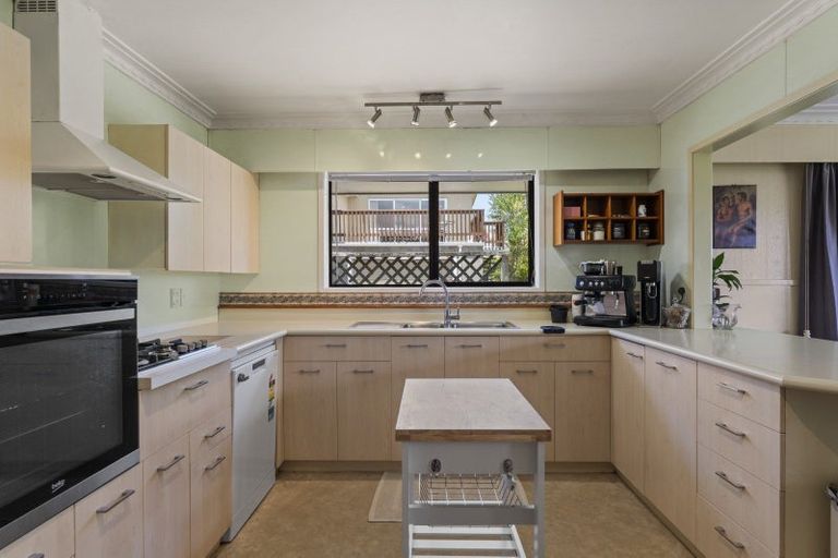 Photo of property in 8 Tamatea Road, Taupo, 3330