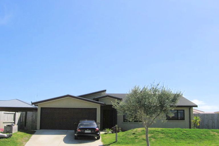 Photo of property in 34 Calypso Drive, Papamoa Beach, Papamoa, 3118