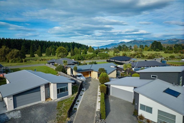 Photo of property in 11 Mcrae Gardens, Kaikoura Flat, Kaikoura, 7371