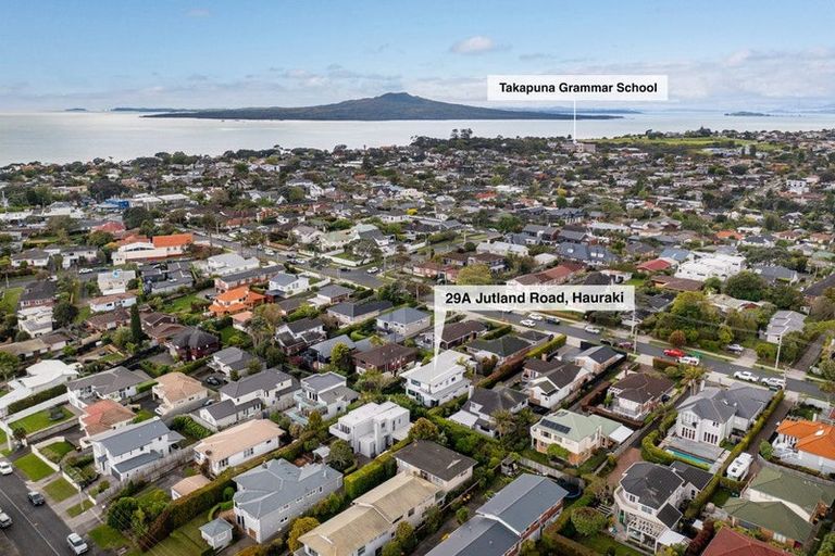 Photo of property in 29a Jutland Road, Hauraki, Auckland, 0622